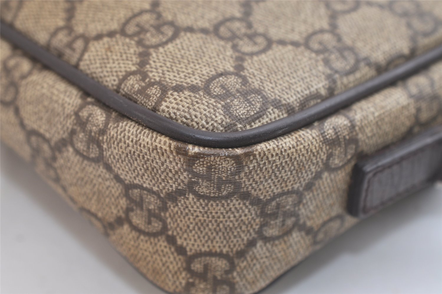 Authentic GUCCI Vintage Clutch Hand Bag Purse GG PVC Leather Brown 2728K