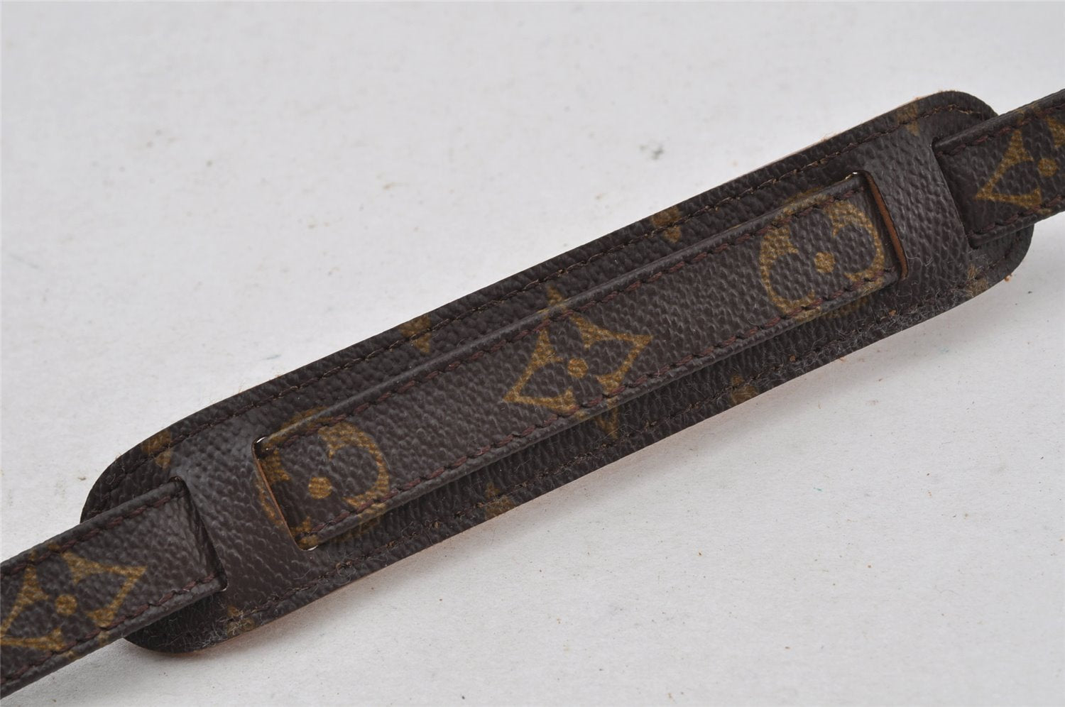 Authentic Louis Vuitton Monogram Shoulder Strap 31.1