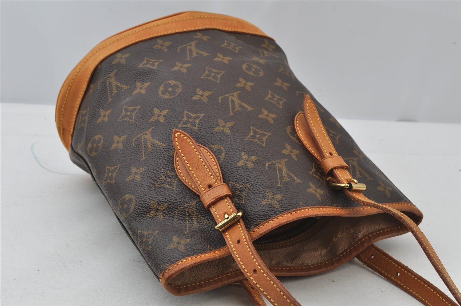Authentic Louis Vuitton Monogram Bucket PM Shoulder Tote Bag M42238 LV 2737J