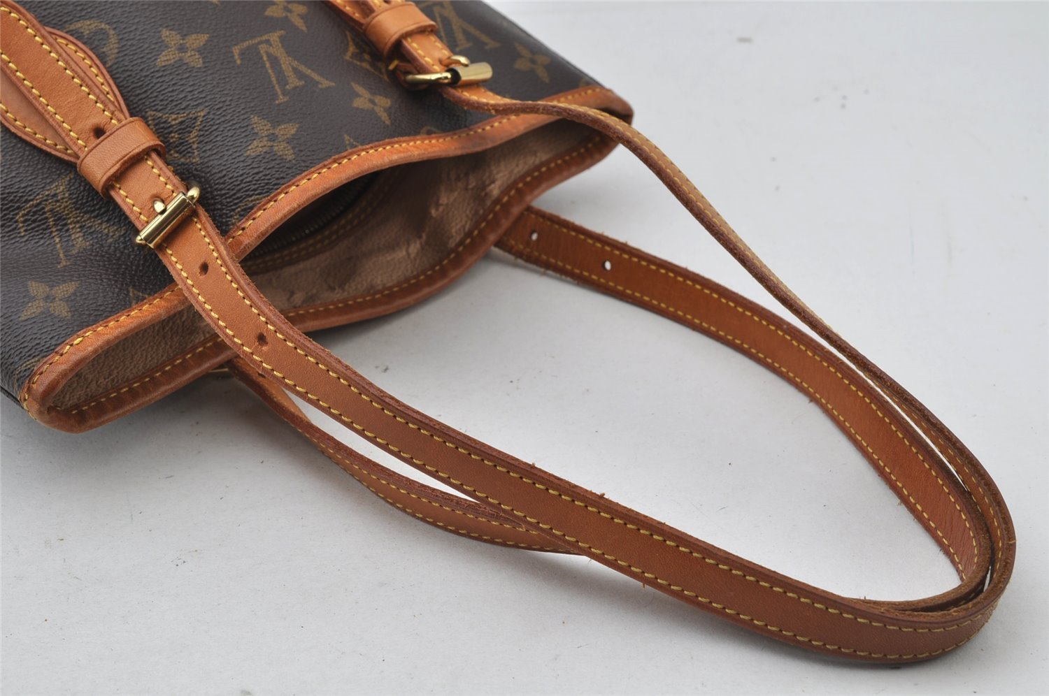 Authentic Louis Vuitton Monogram Bucket PM Shoulder Tote Bag M42238 LV 2737J