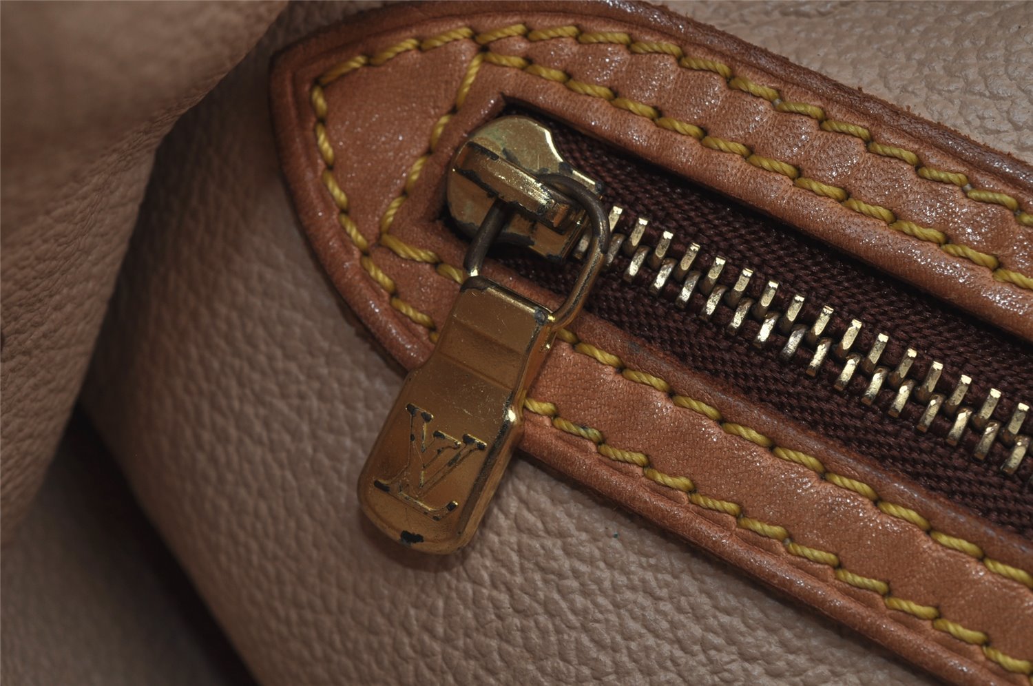 Authentic Louis Vuitton Monogram Bucket PM Shoulder Tote Bag M42238 LV 2737J