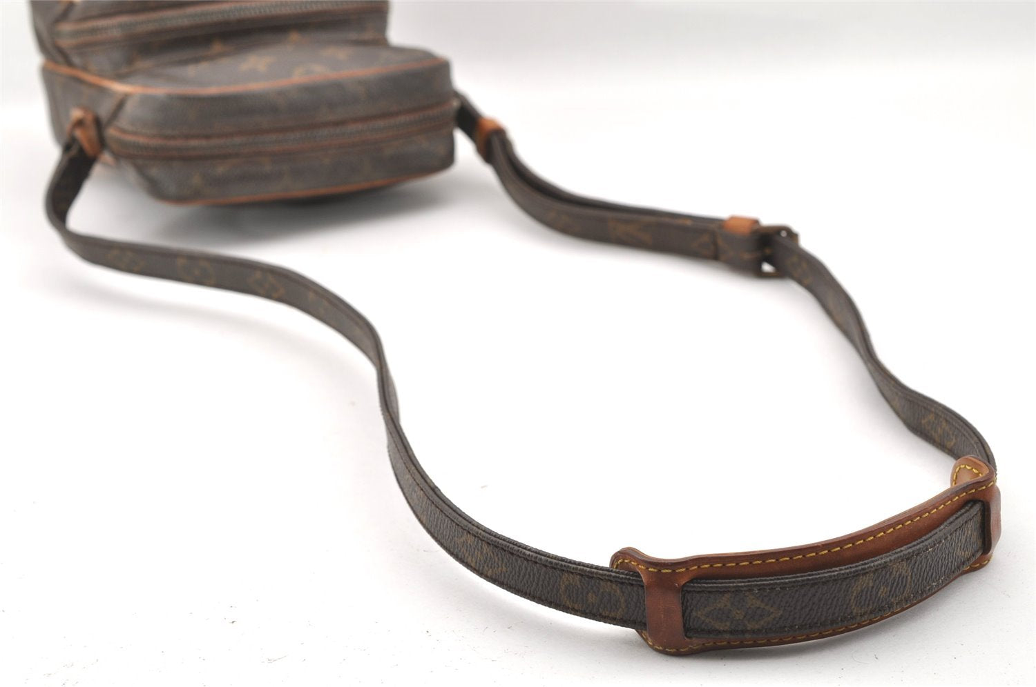 Authentic Louis Vuitton Monogram Amazone Shoulder Cross Body Bag M45236 LV 2740J