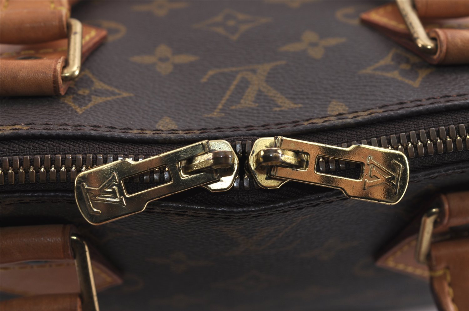 Authentic Louis Vuitton Monogram Alma Hand Bag Purse M51130 LV 2741J