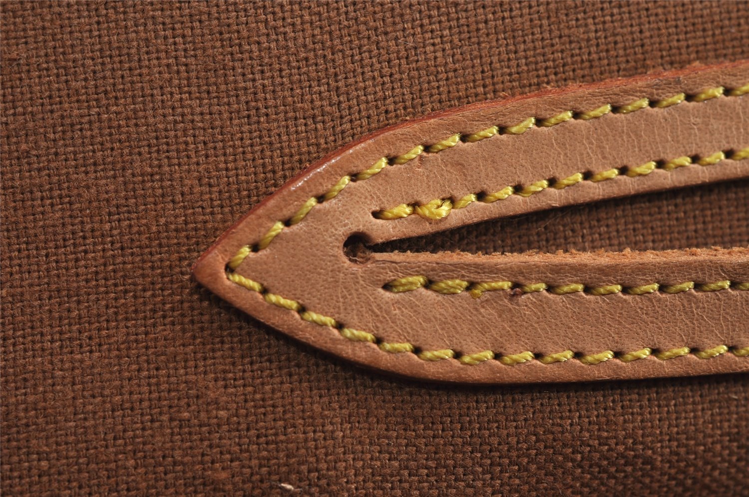 Authentic Louis Vuitton Monogram Alma Hand Bag Purse M51130 LV 2741J