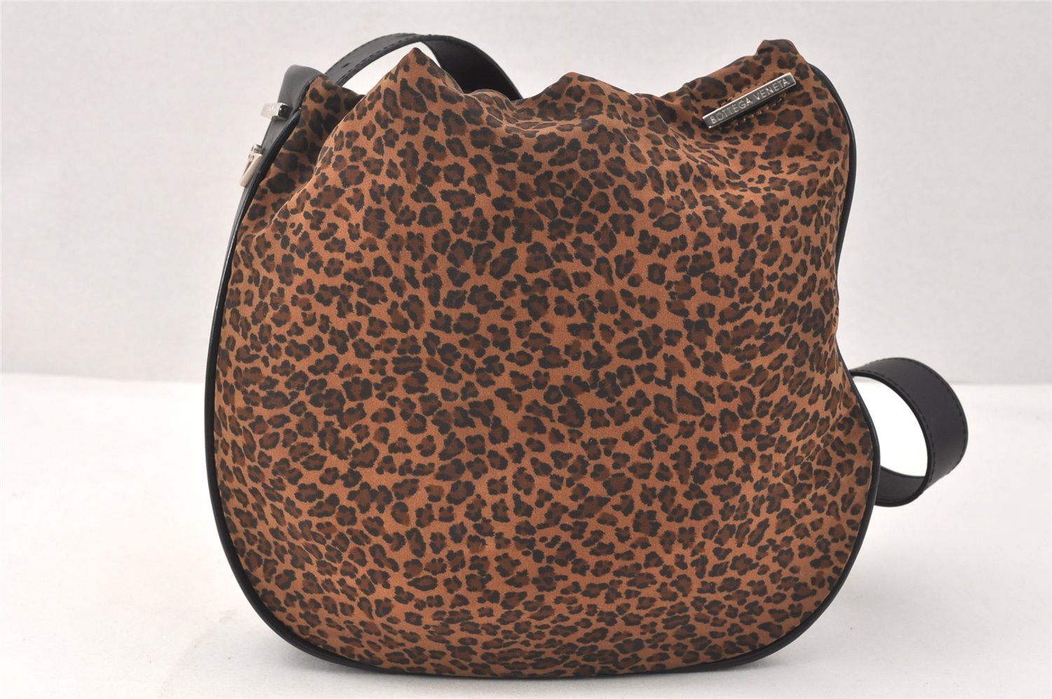 Authentic BOTTEGA VENETA Leopard Pattern Nylon Leather Shoulder Bag Brown 2741K