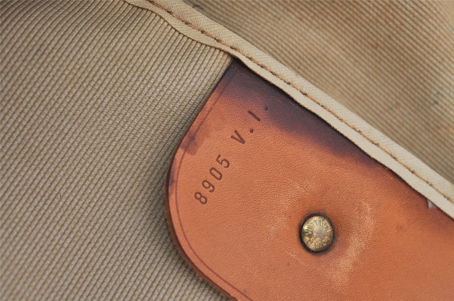 Authentic Louis Vuitton Monogram Sirius 50 Travel Boston Bag M41406 LV 2746J