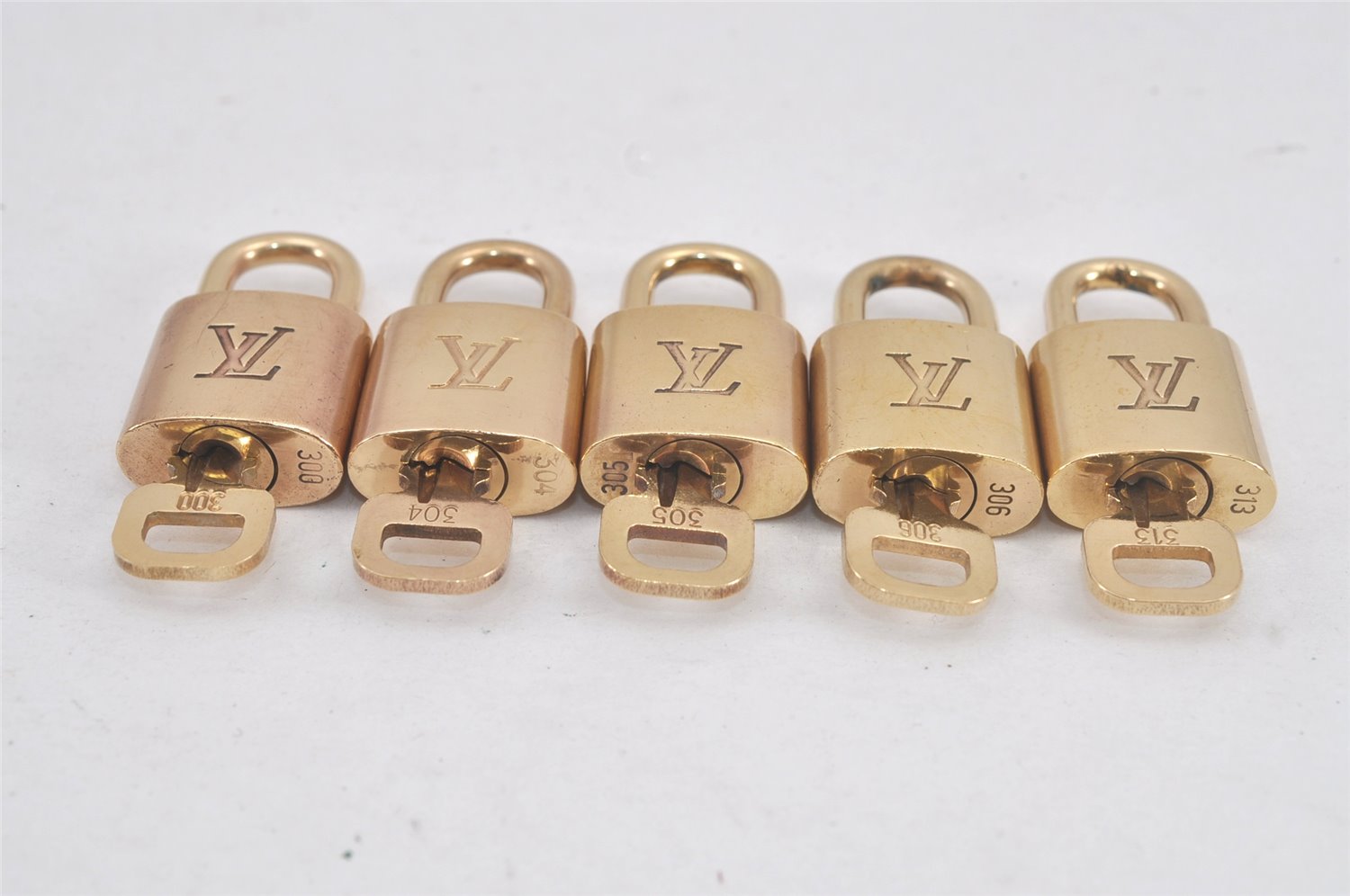 Authentic Louis Vuitton Padlock & Keys 10Set LV 2746L