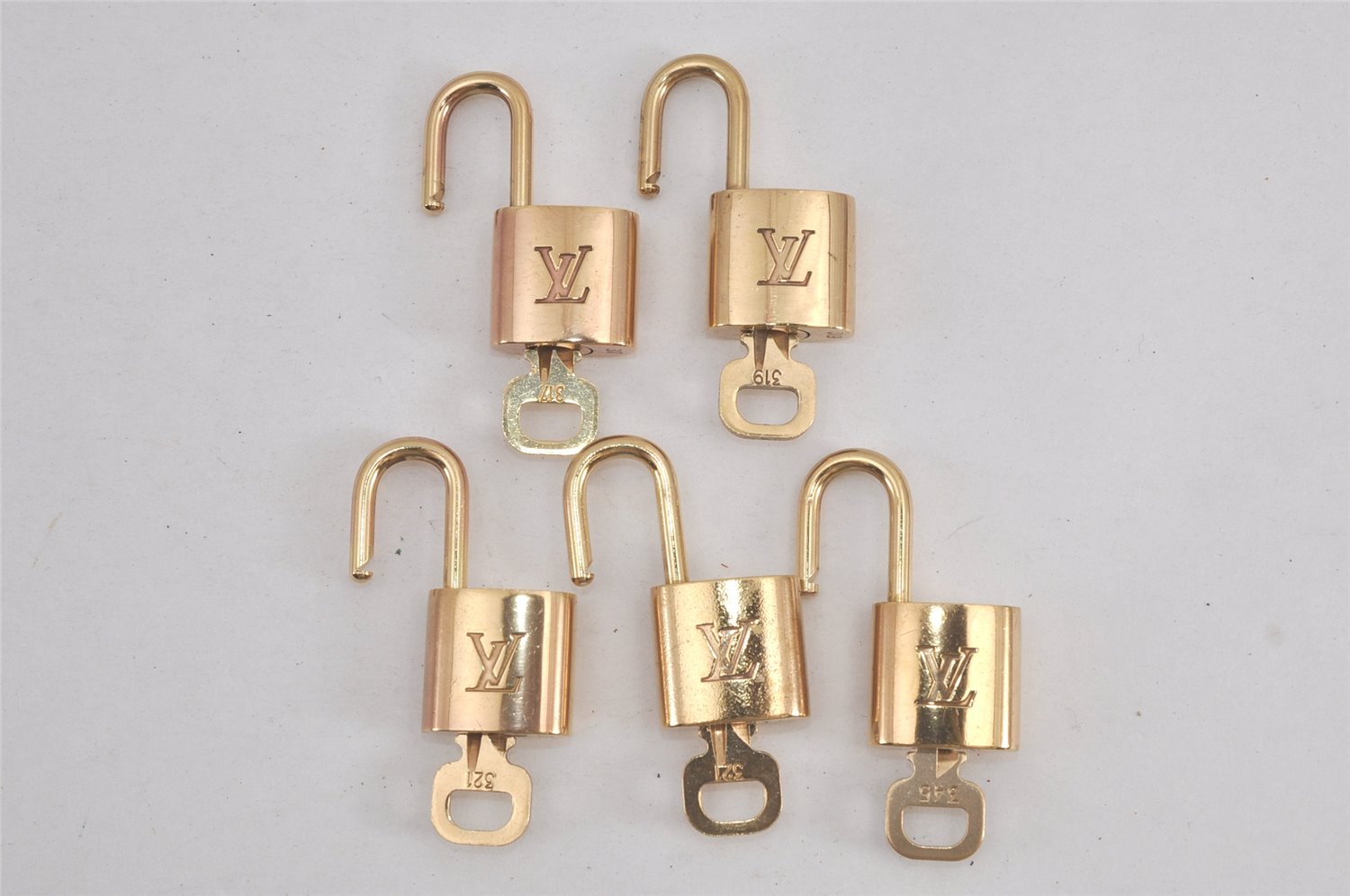 Authentic Louis Vuitton Padlock & Keys 10Set LV 2746L