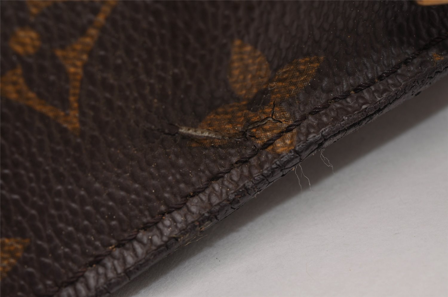 Authentic Louis Vuitton Monogram Saint Cloud GM M51242 Shoulder Cross Bag 2749I