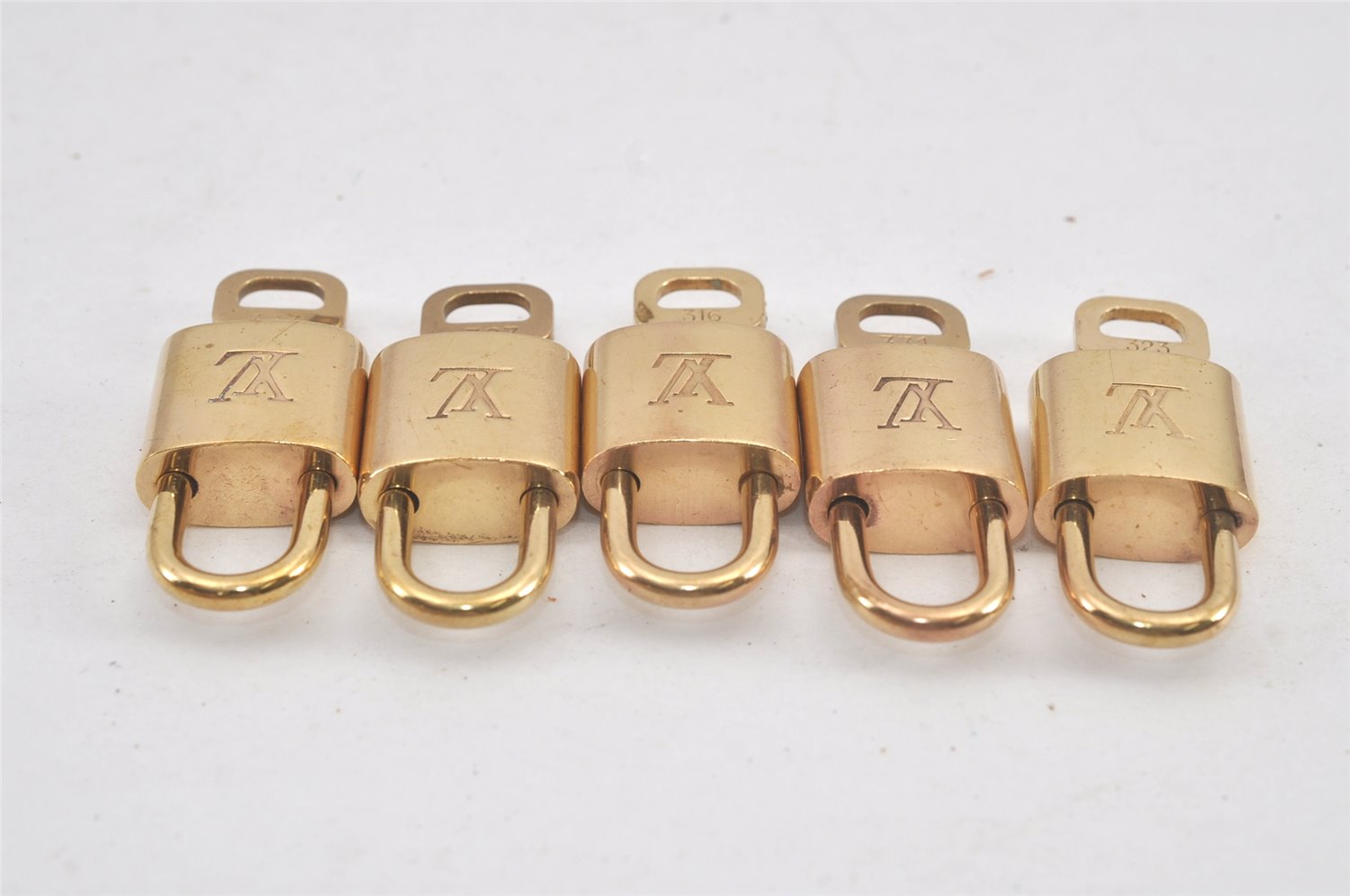 Authentic Louis Vuitton Padlock & Keys 10Set LV 2749L