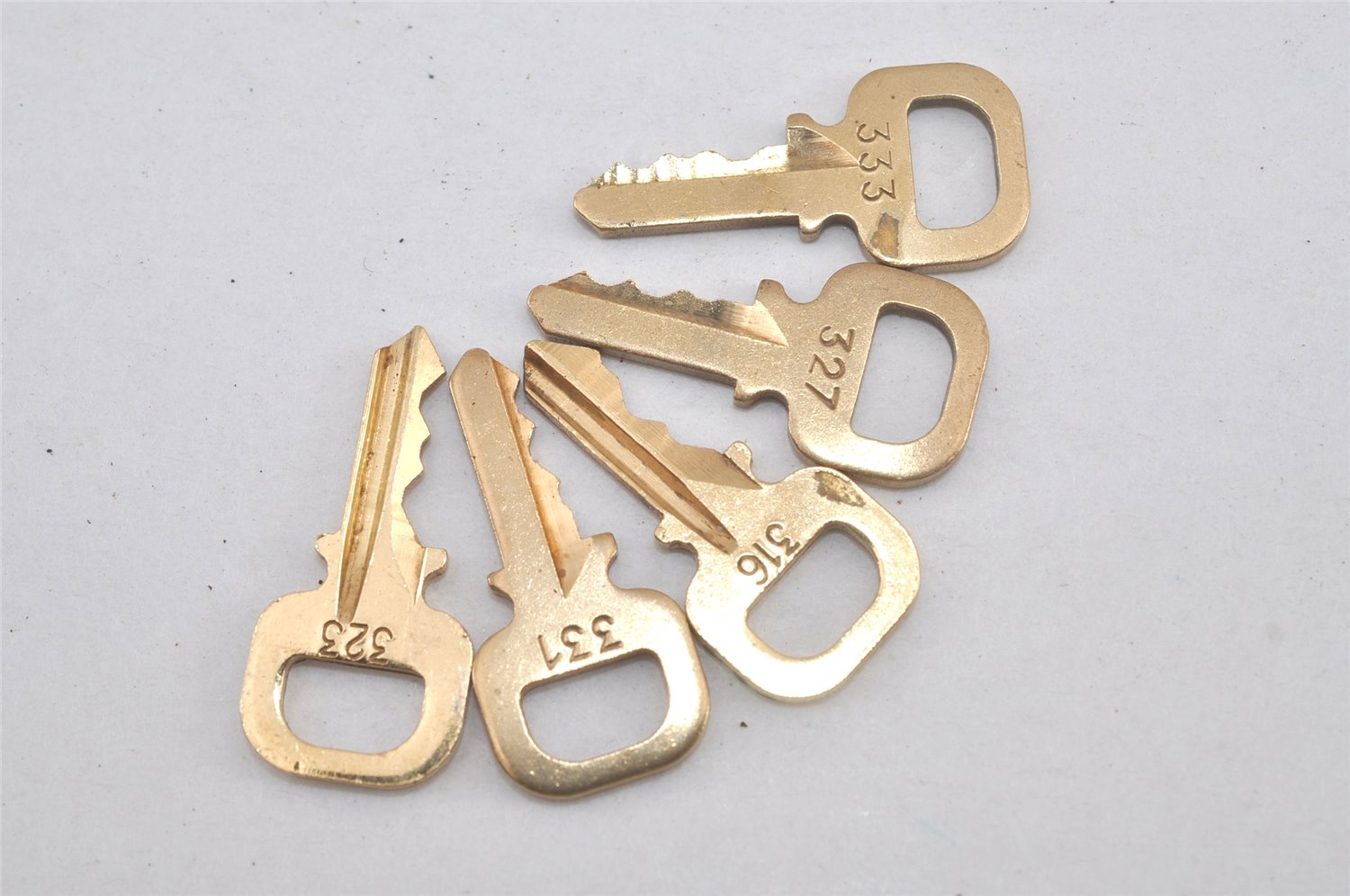 Authentic Louis Vuitton Padlock & Keys 10Set LV 2749L