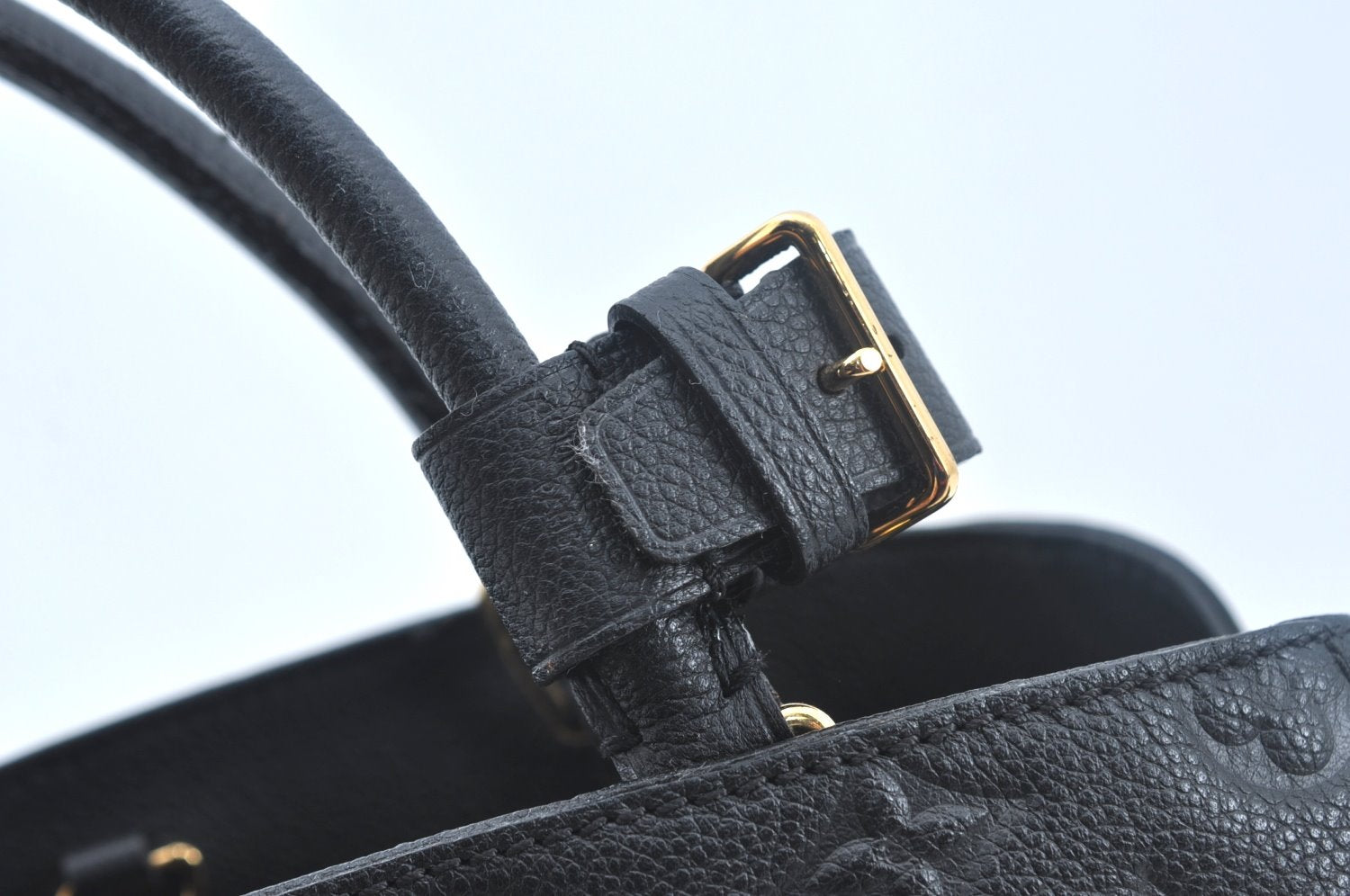 Auth Louis Vuitton Monogram Empreinte Montaigne MM Hand Bag Black Junk 2752I