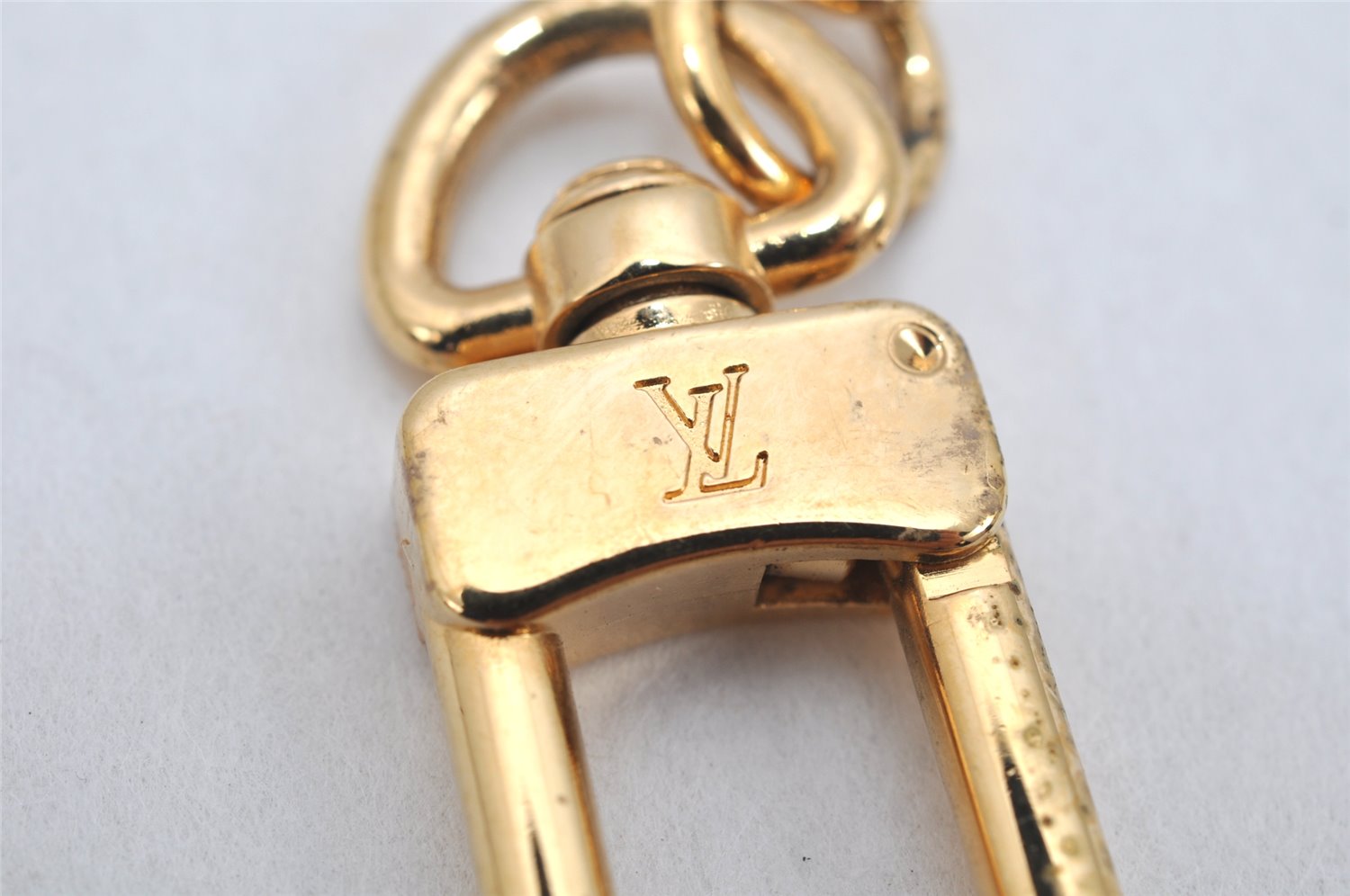 Authentic Louis Vuitton Chain Strap Gold 12.8