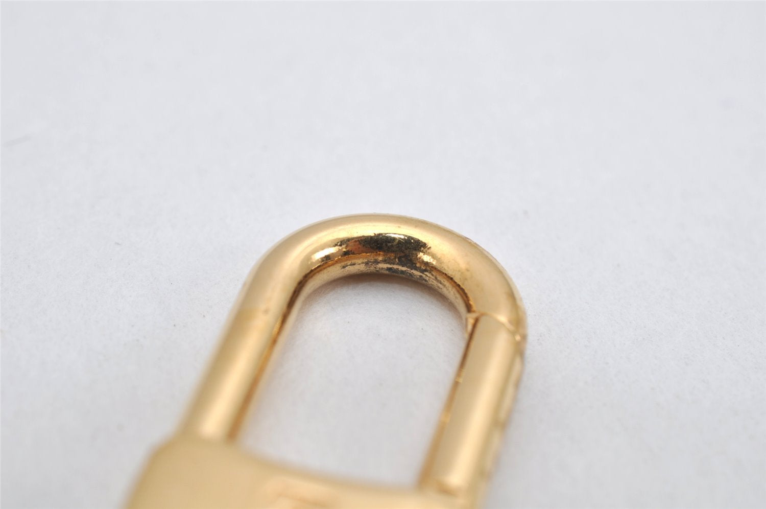 Authentic Louis Vuitton Chain Strap Gold 12.8