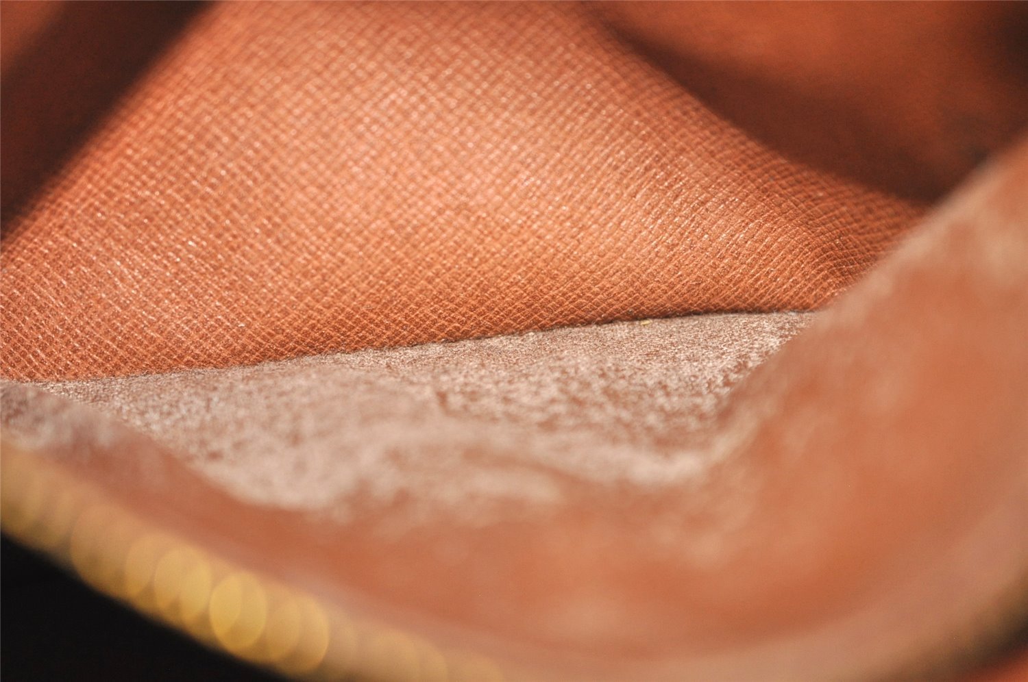 Authentic Louis Vuitton Epi Montaigne 23 Clutch Hand Bag Brown M52663 LV 2757J