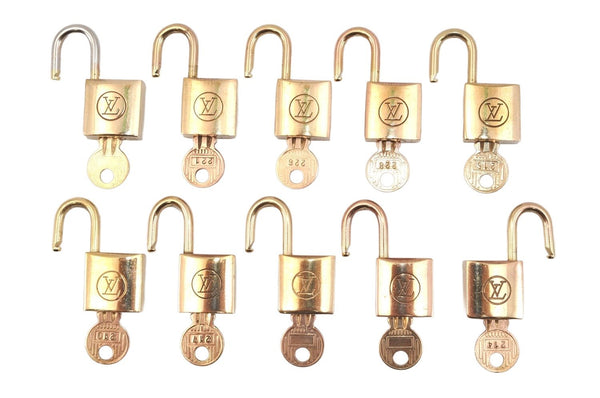 Authentic Louis Vuitton Padlock & Keys 10Set Old Model LV 2759L