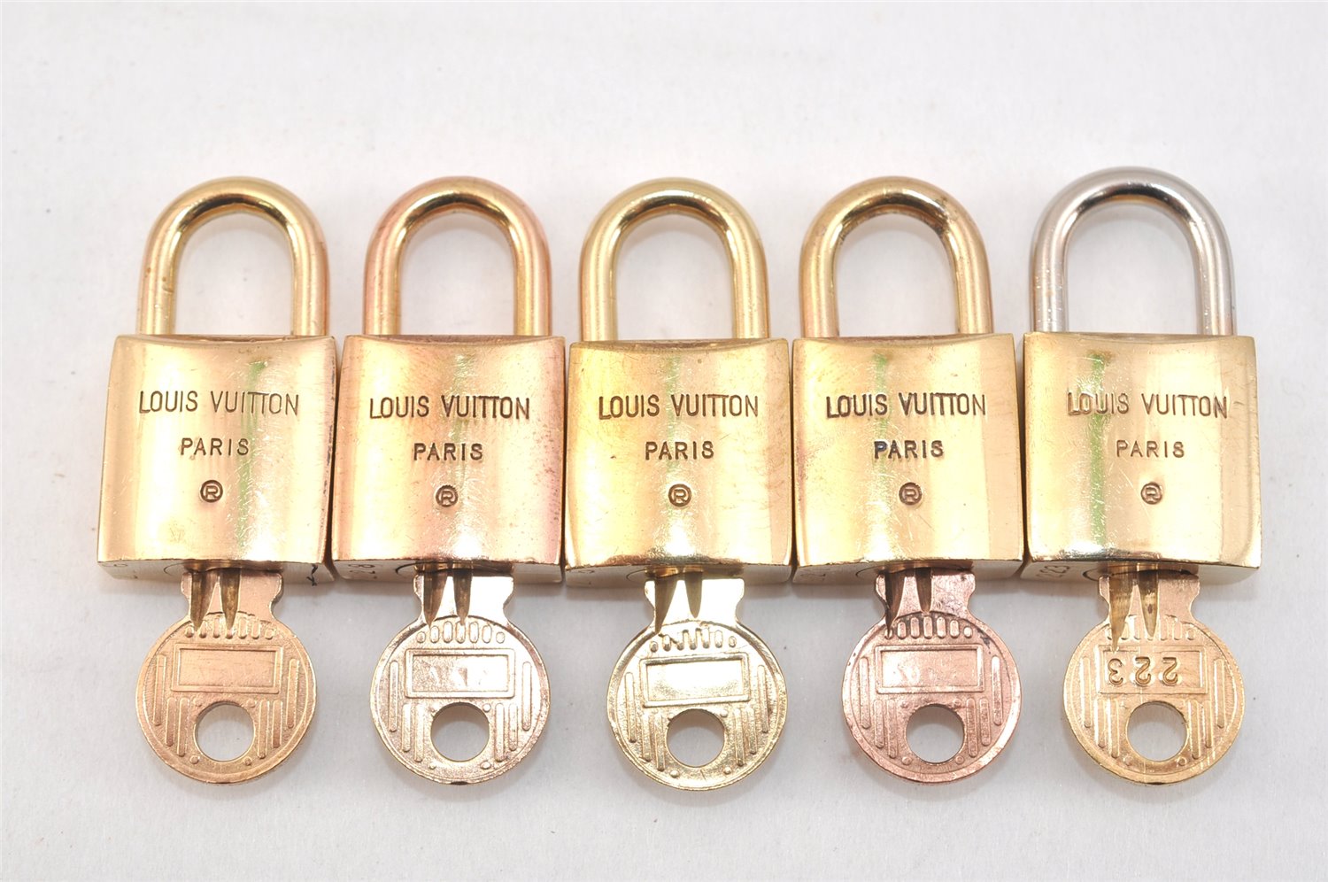 Authentic Louis Vuitton Padlock & Keys 10Set Old Model LV 2759L