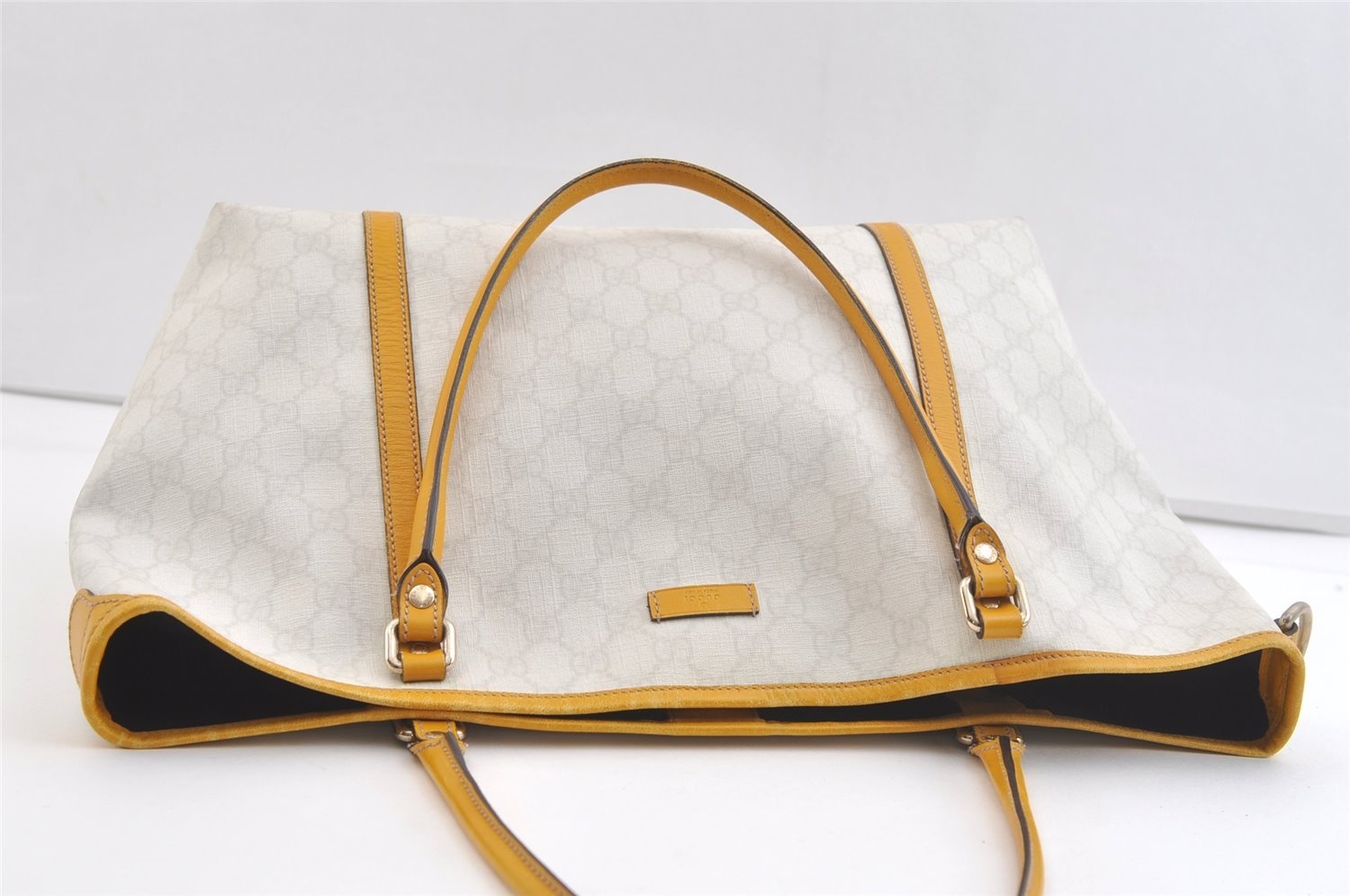 Authentic GUCCI Vintage Shoulder Tote Bag GG PVC Leather 197953 White 2767K