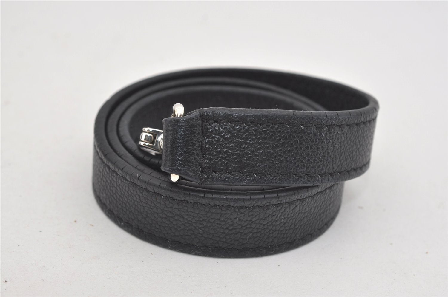 Authentic Louis Vuitton Epi Vaneau MM 2Way Shoulder Hand Bag M51238 Black 2770I