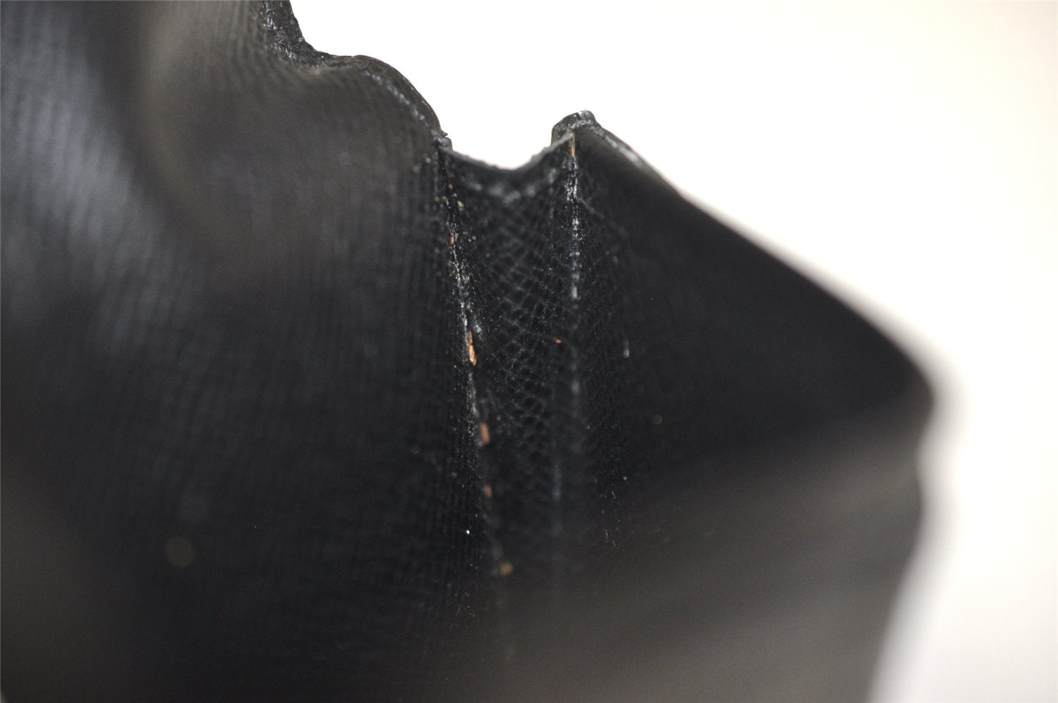 Auth Louis Vuitton Taiga Enveloppe Cartes de Visite Card Case M30922 Black 2773I