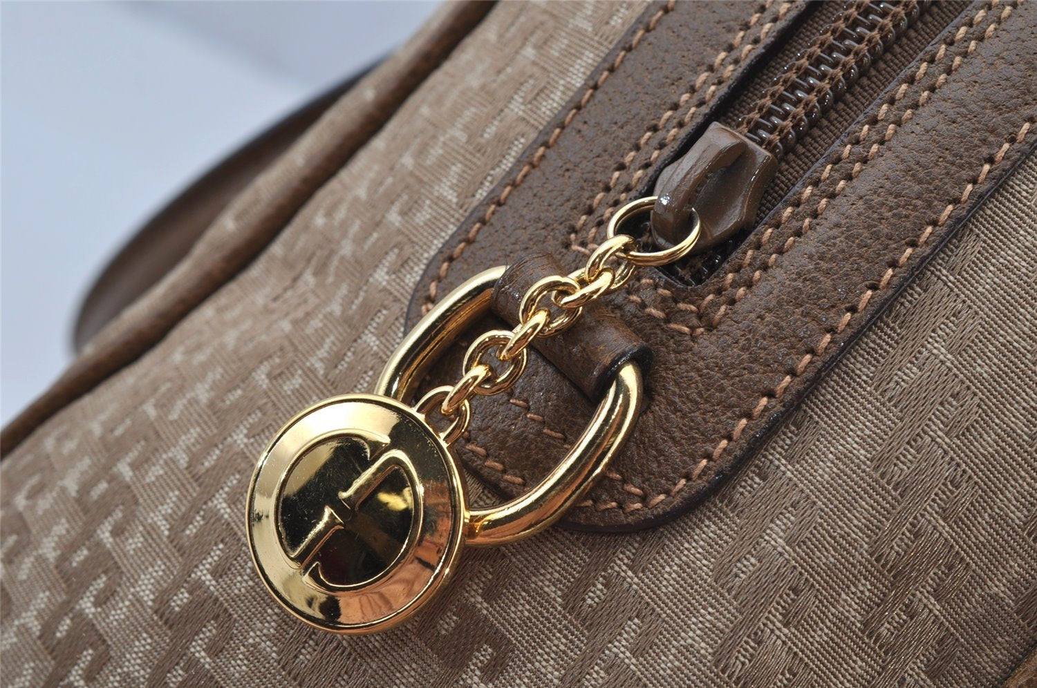 Authentic GUCCI 2Way Hand Boston Bag Purse GG Canvas Leather Beige Junk 2776J