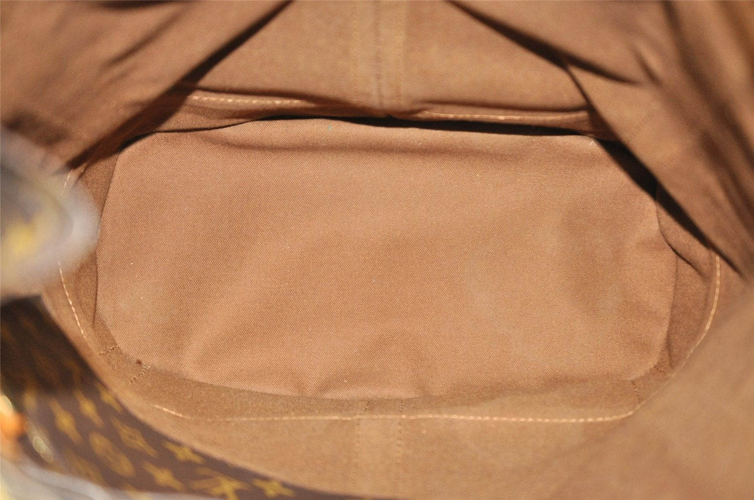 Authentic Louis Vuitton Monogram Randonnee GM Shoulder Bag M42244 LV 2777I