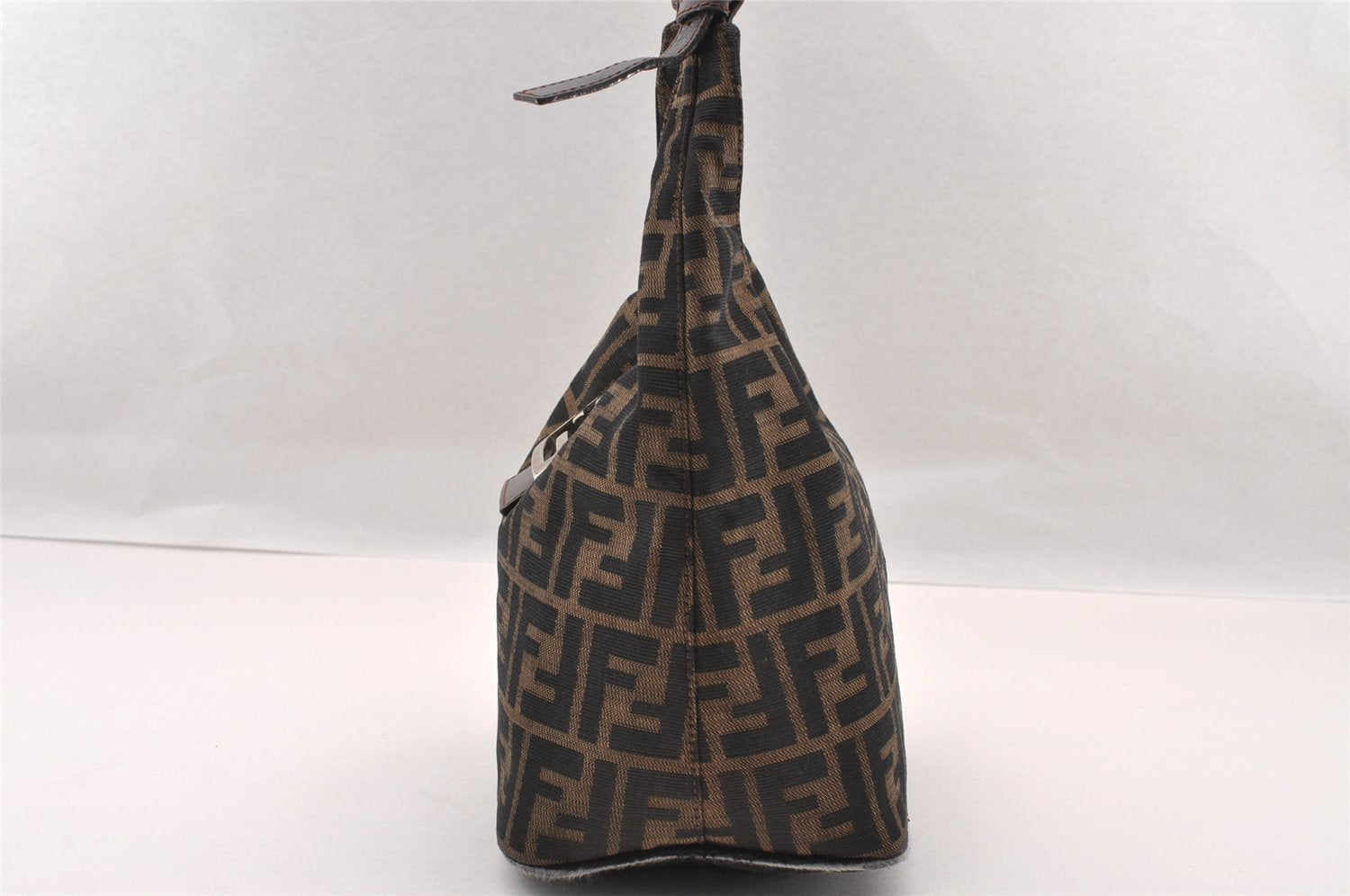 Authentic FENDI Zucca Shoulder Hand Bag Purse Canvas Leather Brown Black 2779I