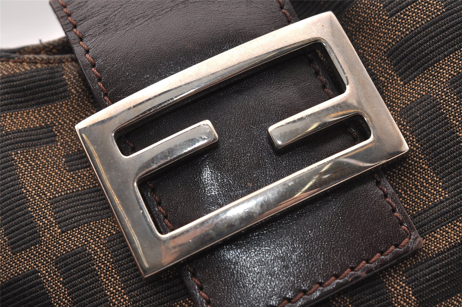 Authentic FENDI Zucca Shoulder Hand Bag Purse Canvas Leather Brown Black 2779I