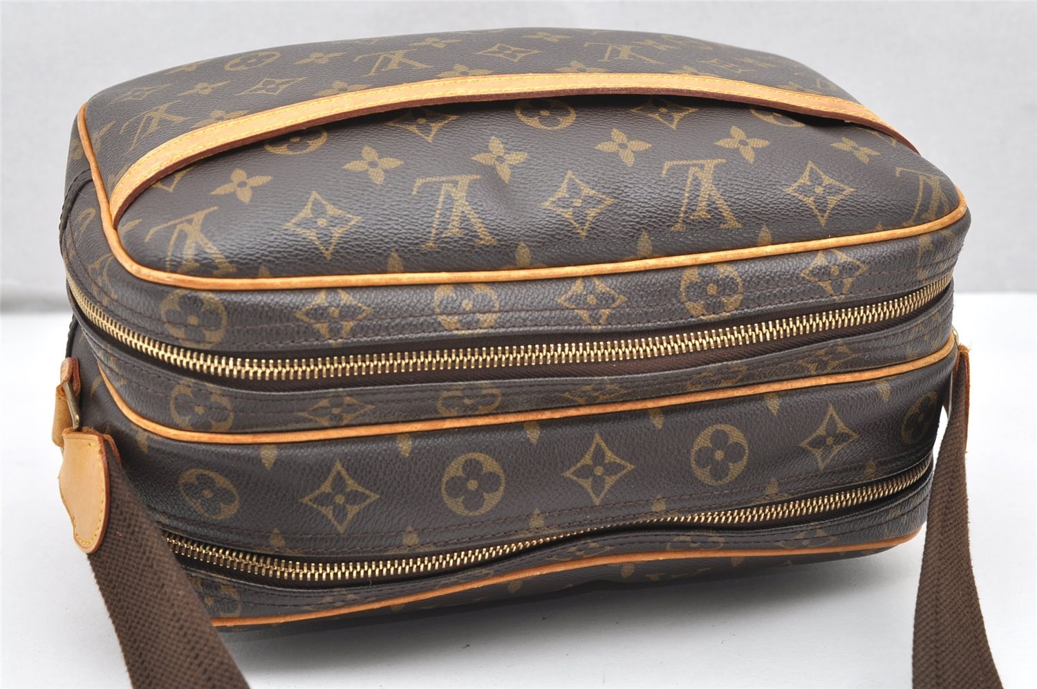 Authentic Louis Vuitton Monogram Reporter PM Shoulder Cross Bag M45254 LV 2781K