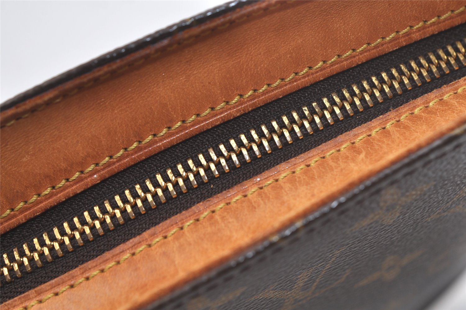 Authentic Louis Vuitton Monogram Drouot Shoulder Cross Body Bag M51290 LV 2782K