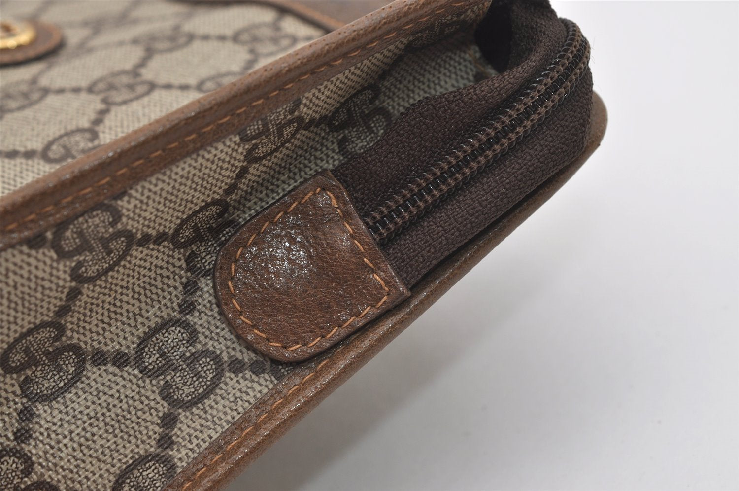 Authentic GUCCI Vintage Clutch Hand Bag Purse GG PVC Leather Brown Junk 2785J