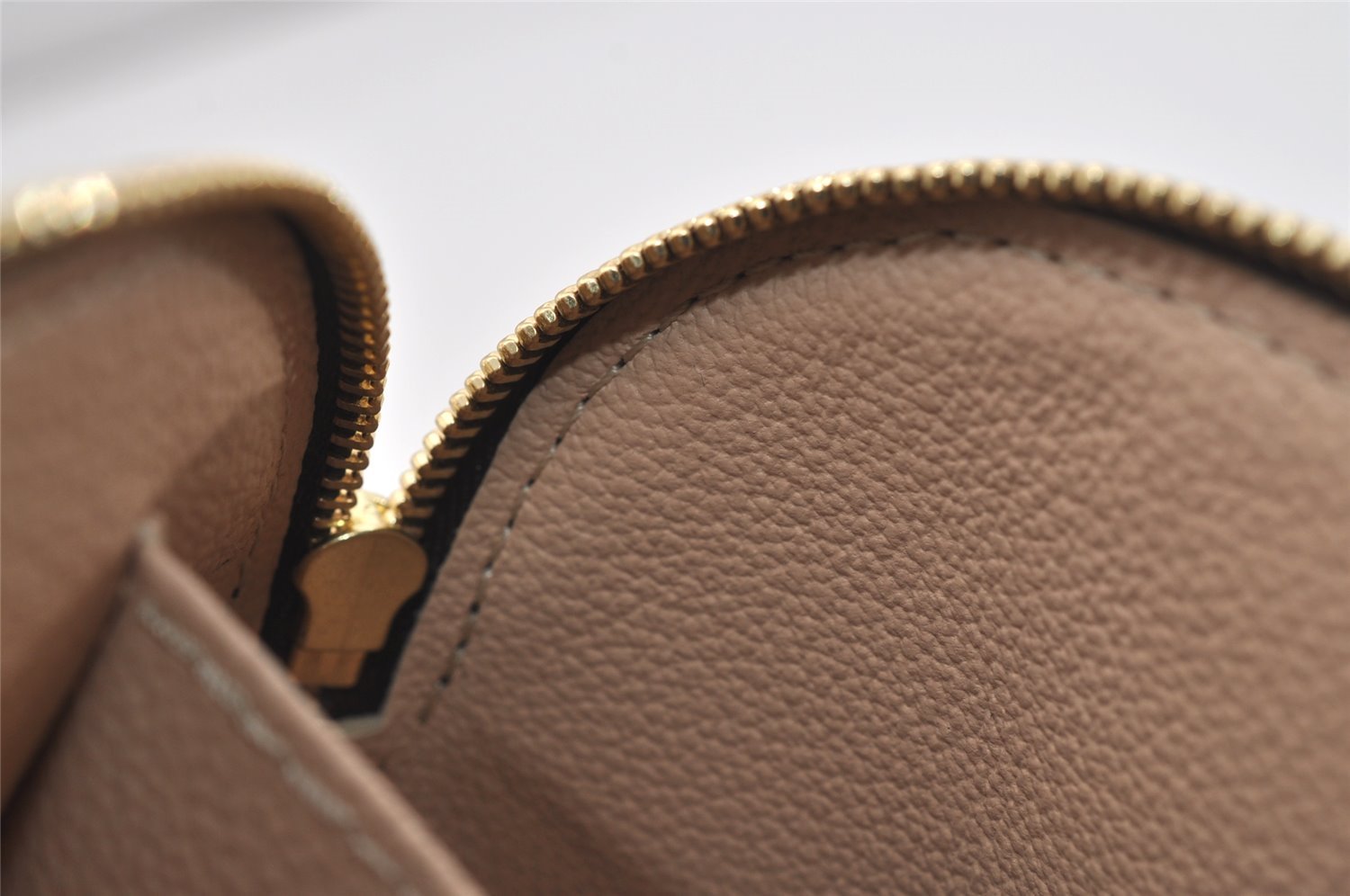 Authentic Louis Vuitton Monogram Pochette Cosmetic Pouch M47515 LV 2787J