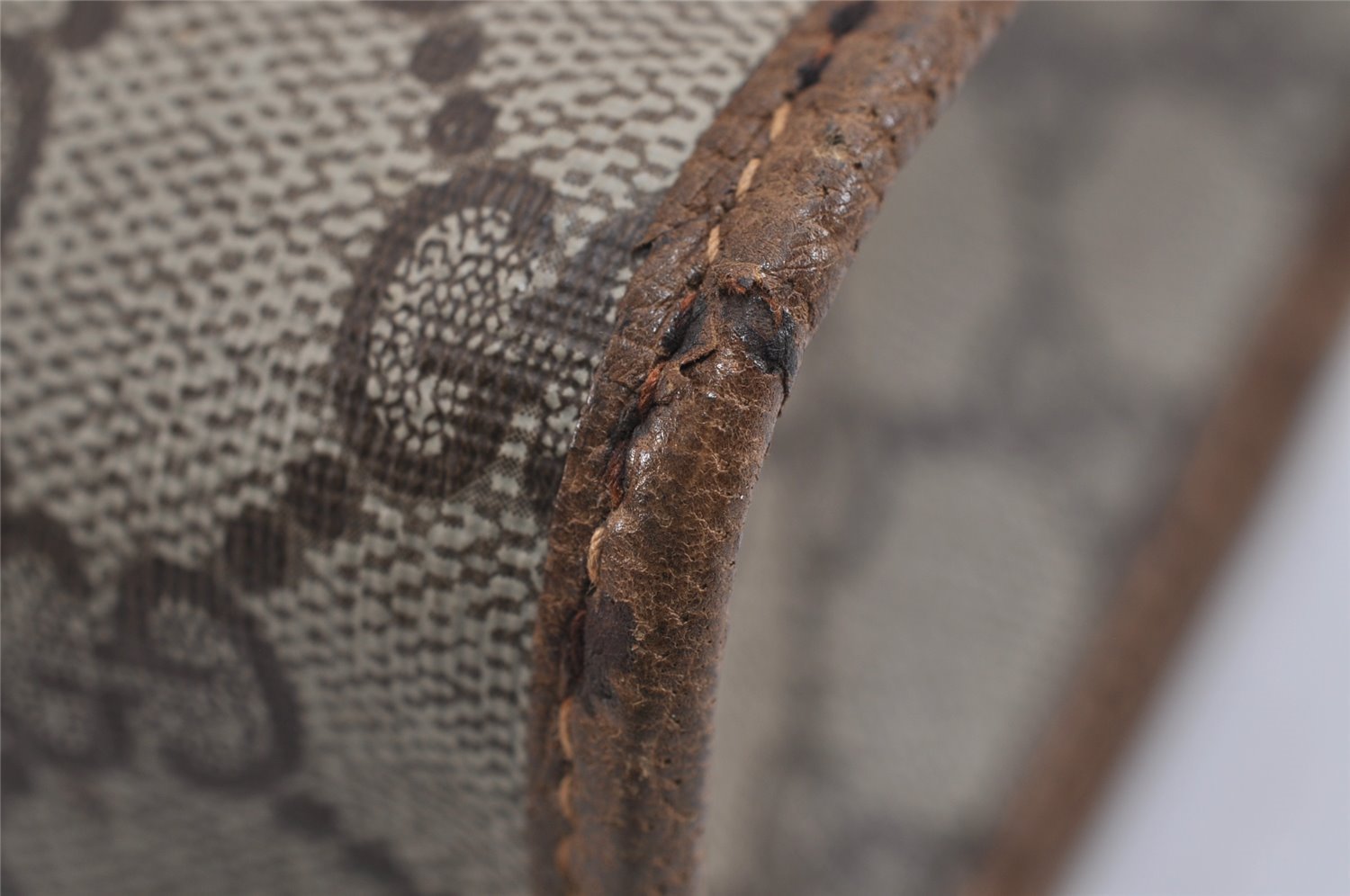 Authentic GUCCI Vintage Clutch Hand Bag Purse GG PVC Leather Brown 2788J