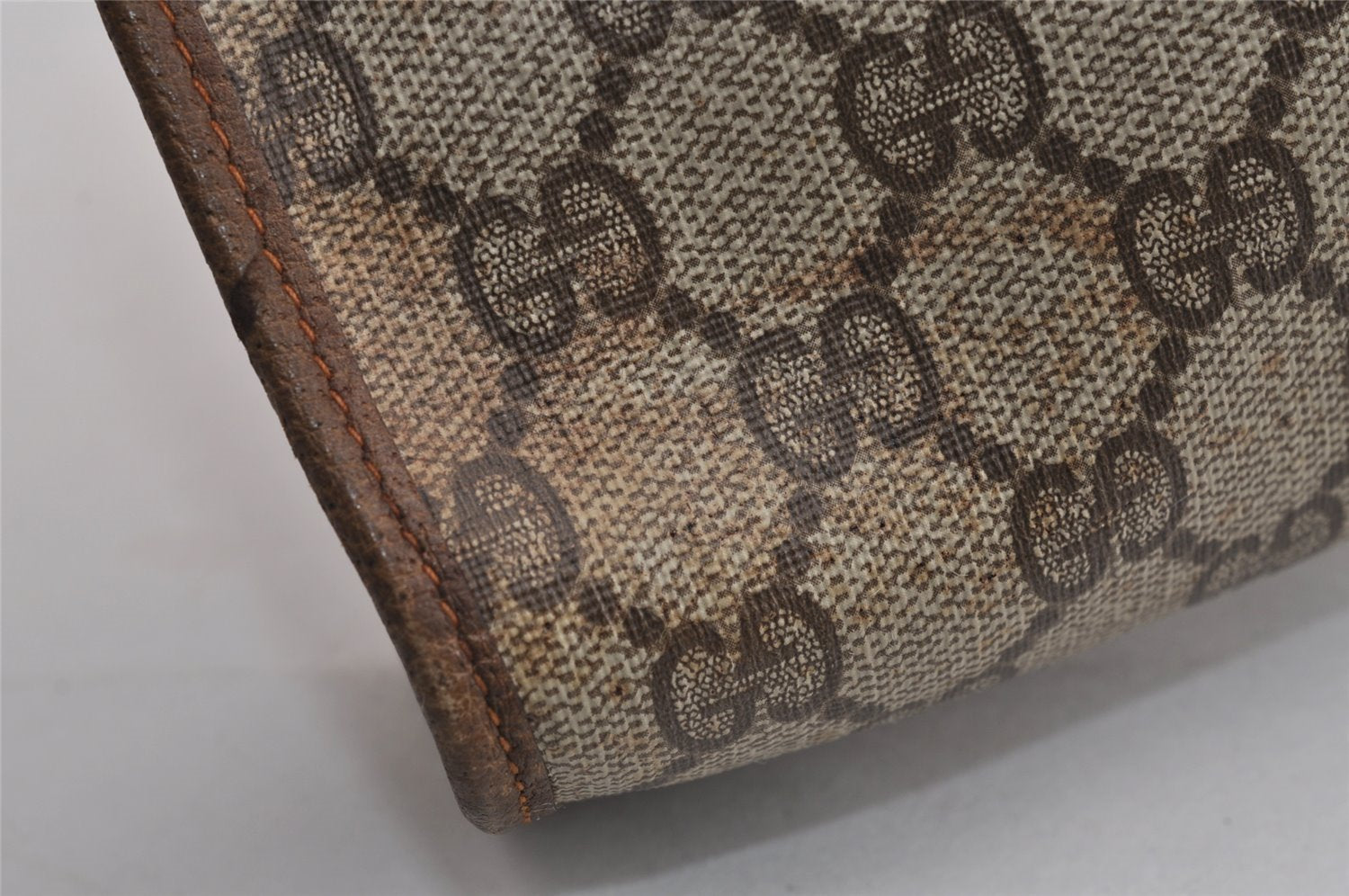 Authentic GUCCI Vintage Clutch Hand Bag Purse GG PVC Leather Brown 2788J