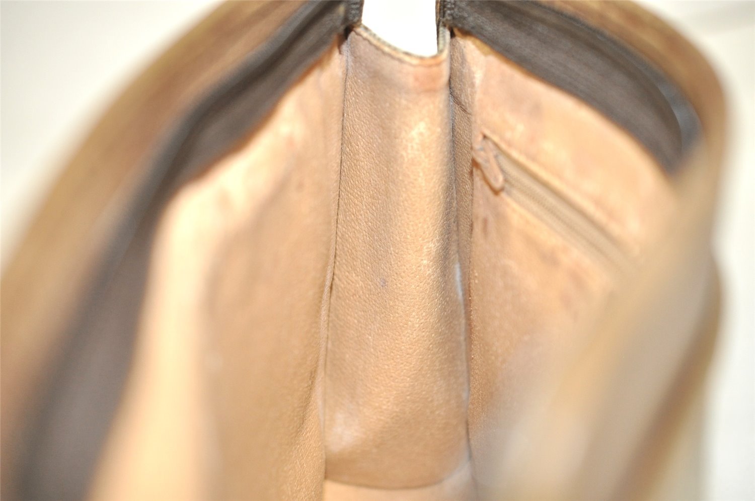 Authentic GUCCI Vintage Clutch Hand Bag Purse GG PVC Leather Brown 2788J