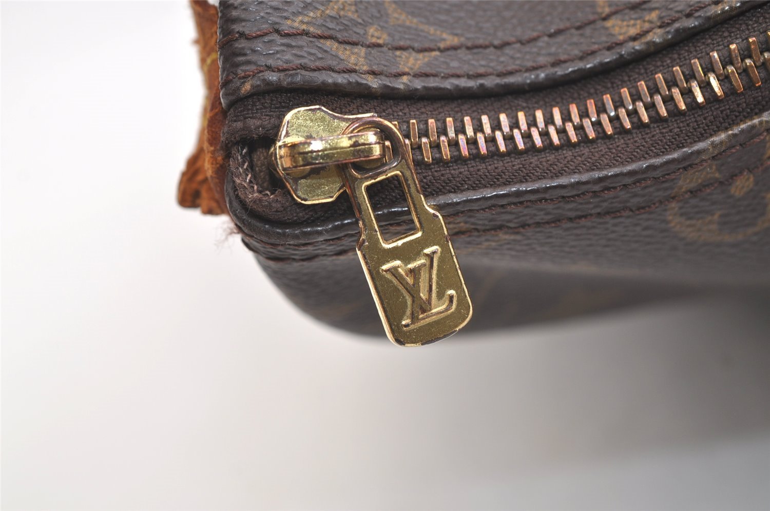 Authentic Louis Vuitton Monogram Flanerie 45 Shoulder Bag M51115 Junk 2795K