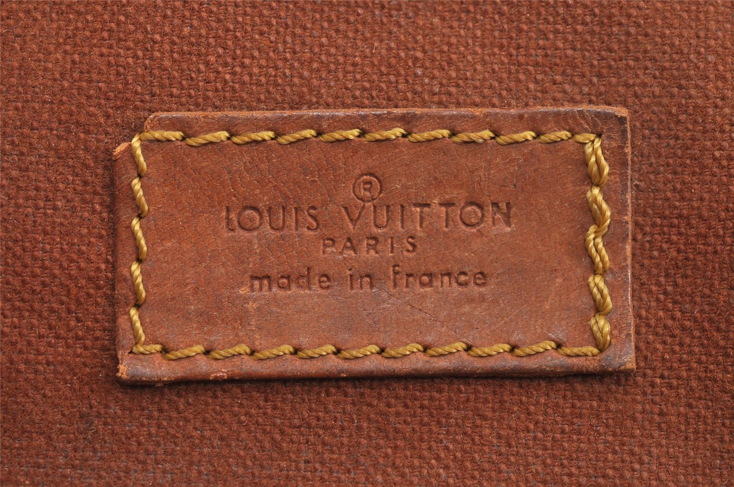 Authentic Louis Vuitton Monogram Etui de Tennis Ball Case Old Model LV 2797J