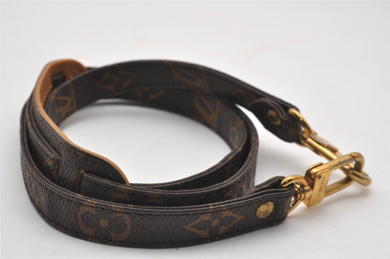 Authentic Louis Vuitton Monogram Shoulder Strap 46.1