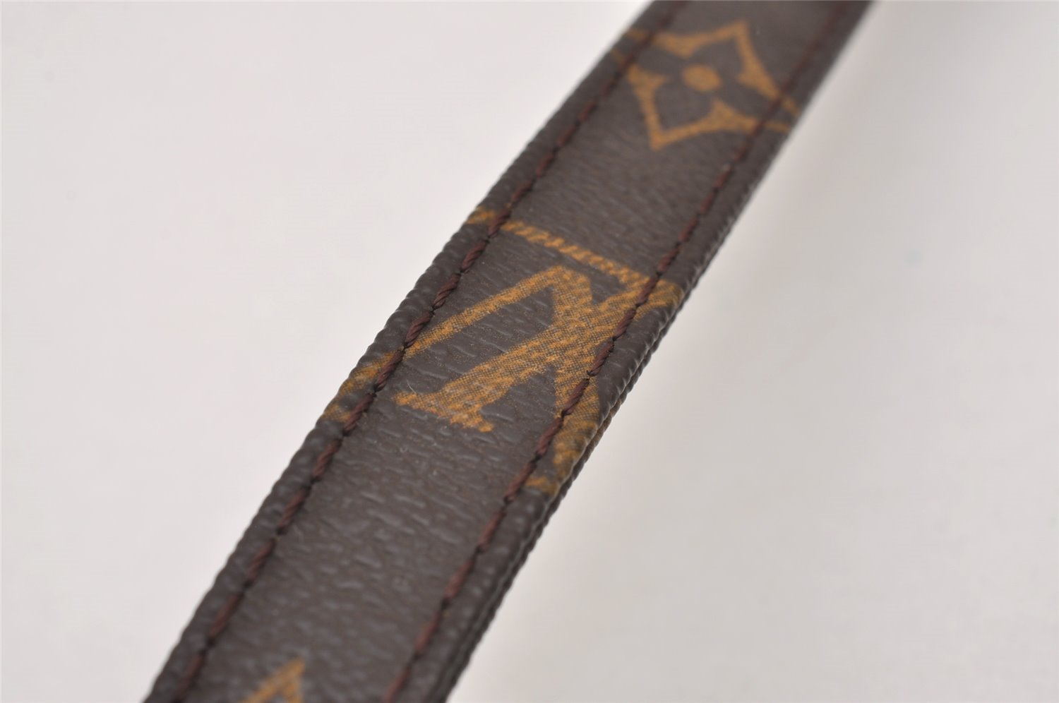 Authentic Louis Vuitton Monogram Shoulder Strap 46.1