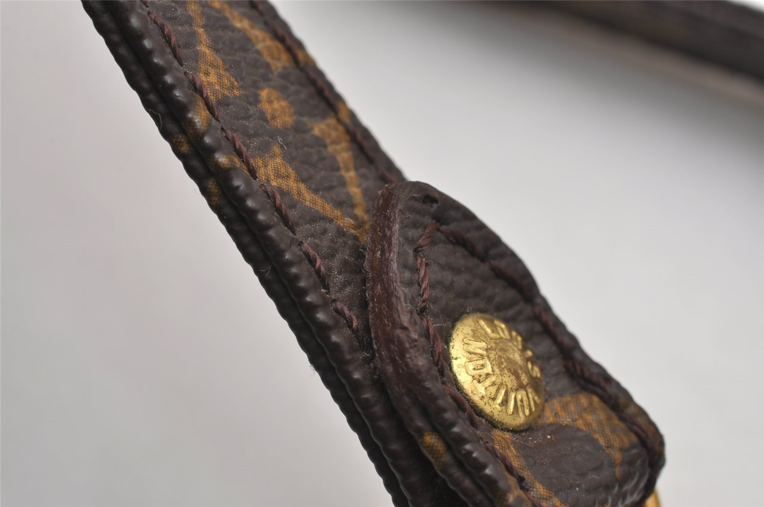 Authentic Louis Vuitton Monogram Shoulder Strap 46.1