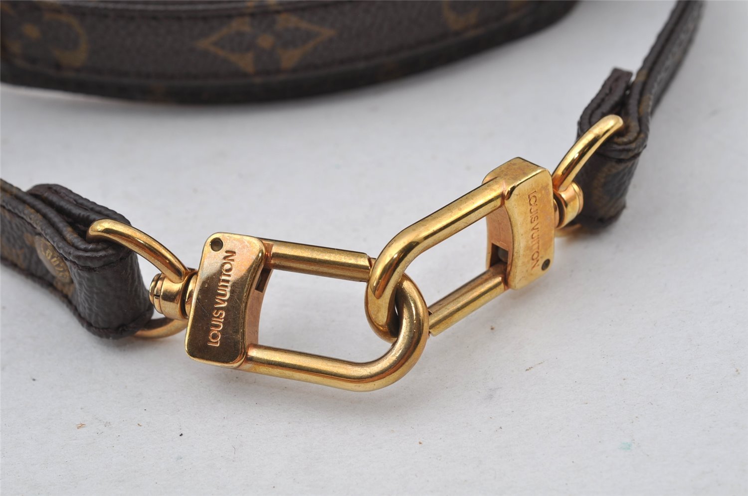 Authentic Louis Vuitton Monogram Shoulder Strap 38.8