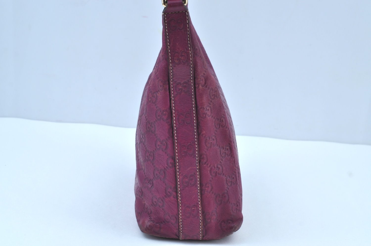 Authentic GUCCI Guccissima GG Leather Shoulder Bag Purse 257282 Purple 2803I