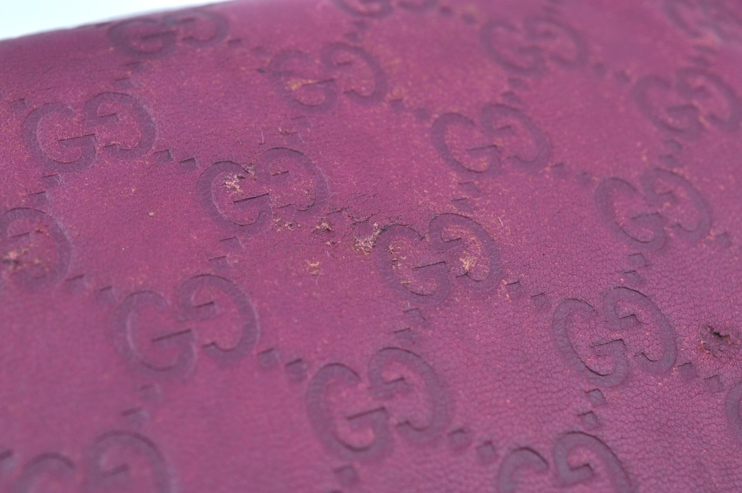 Authentic GUCCI Guccissima GG Leather Shoulder Bag Purse 257282 Purple 2803I