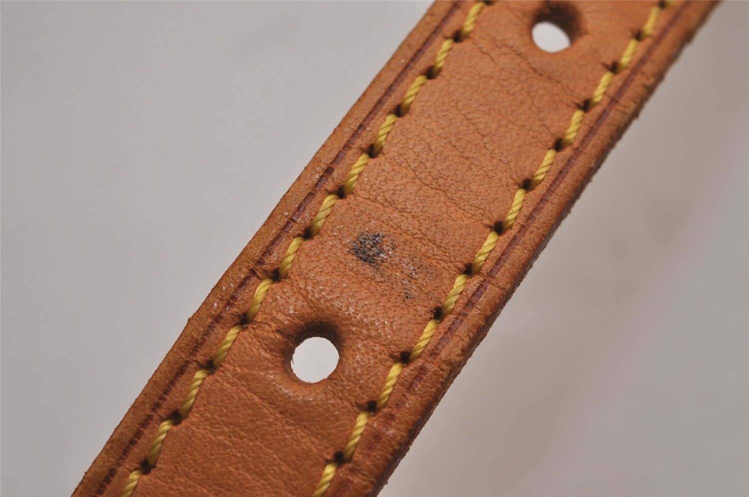 Authentic Louis Vuitton Leather Shoulder Strap For Bucket PM 27.6