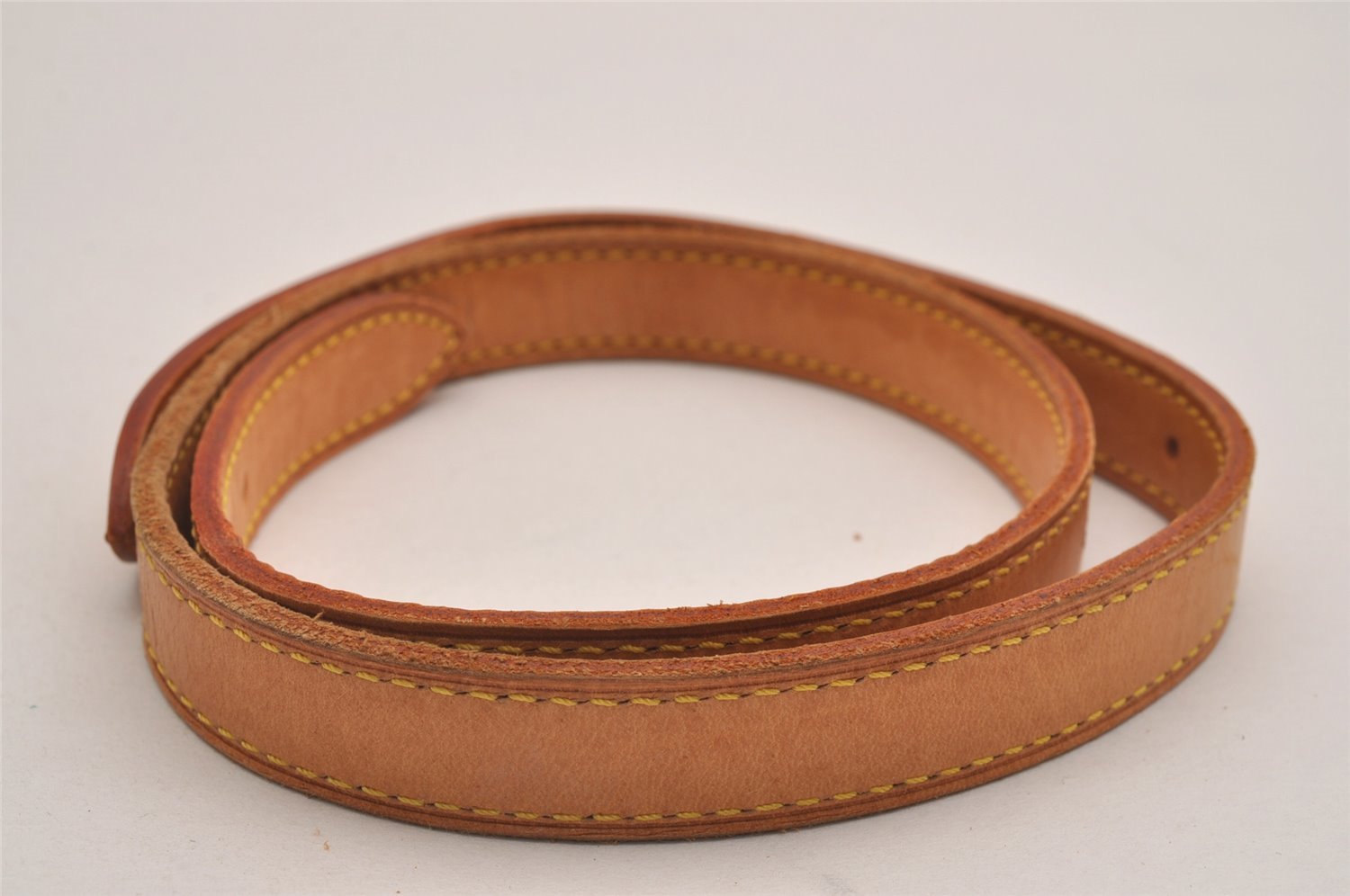 Authentic Louis Vuitton Leather Shoulder Strap For Bucket GM 31.9