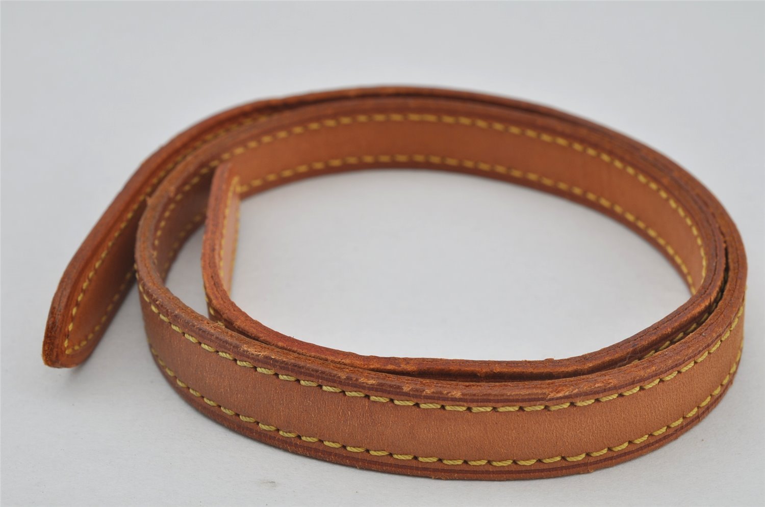 Authentic Louis Vuitton Leather Shoulder Strap For Bucket PM 27.6