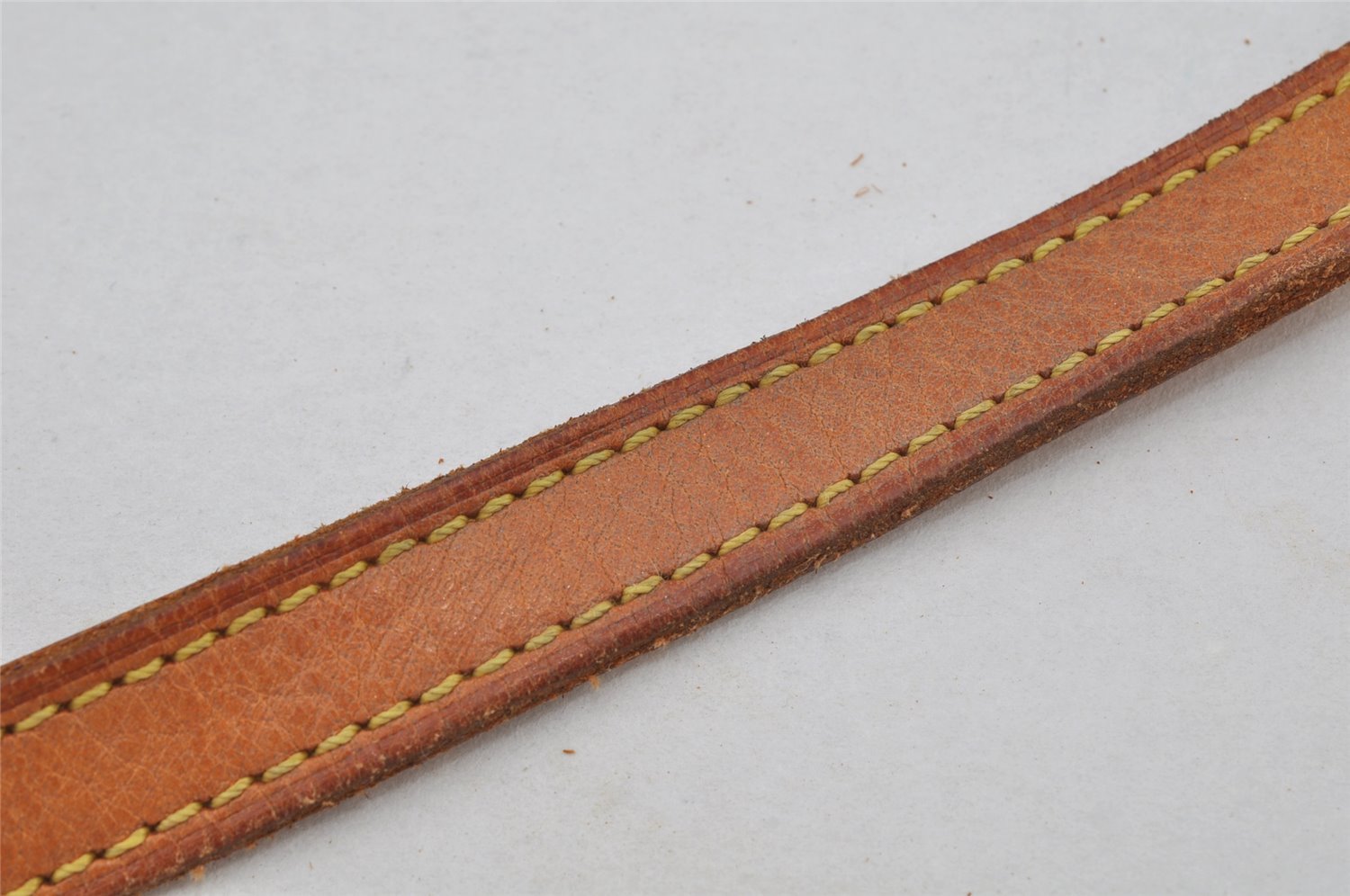 Authentic Louis Vuitton Leather Shoulder Strap For Bucket PM 27.6