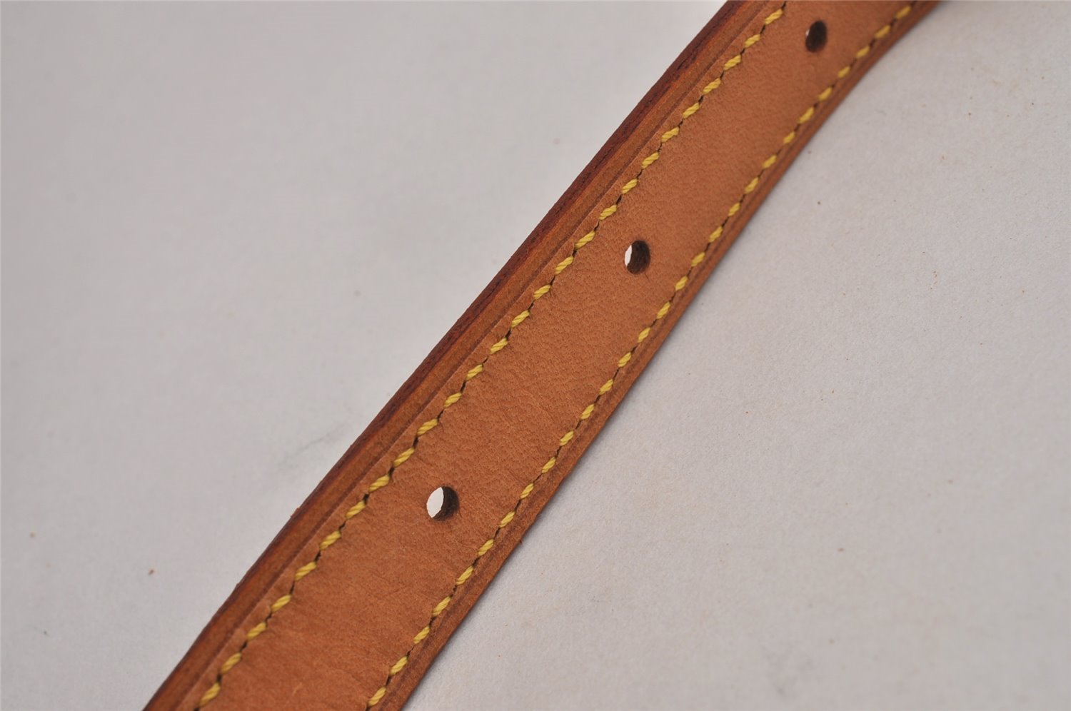 Authentic Louis Vuitton Leather Shoulder Strap For Bucket GM 31.9