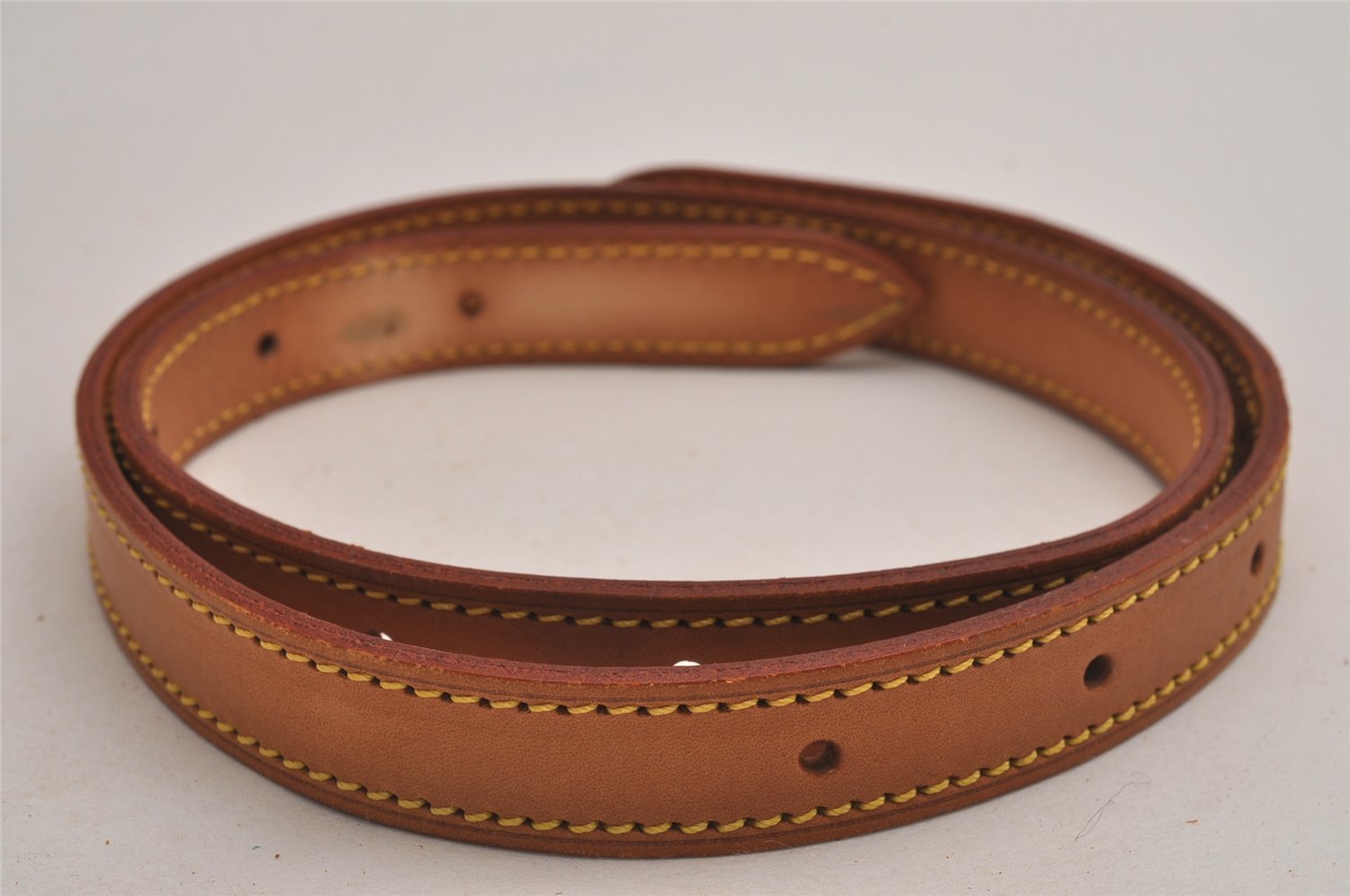 Authentic Louis Vuitton Leather Shoulder Strap For Bucket GM 31.9