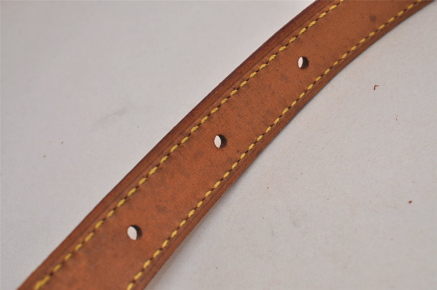 Authentic Louis Vuitton Leather Shoulder Strap For Bucket GM 31.9